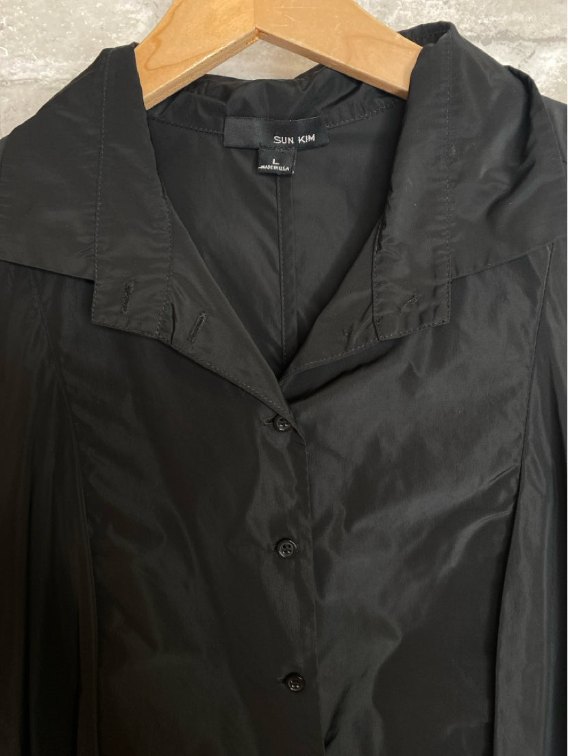 Sun Kim Size L Black Raincoat