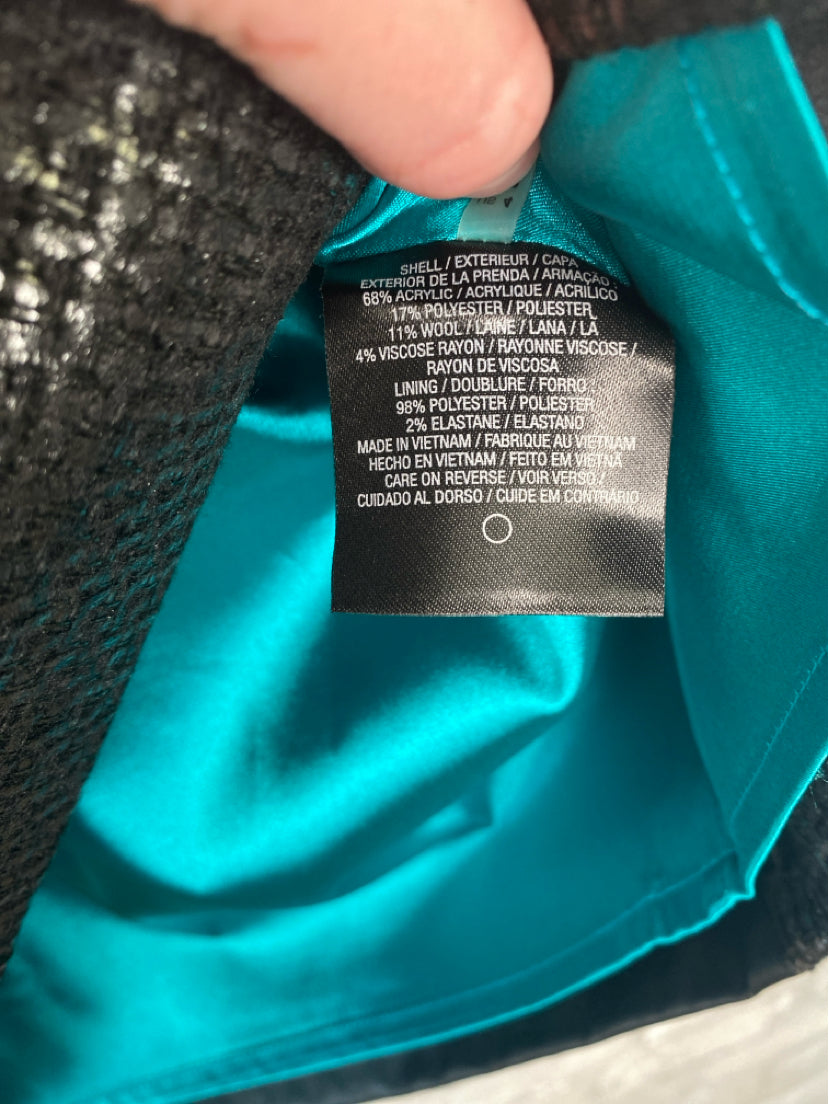 T Tahari Size S/4 Black Skirt