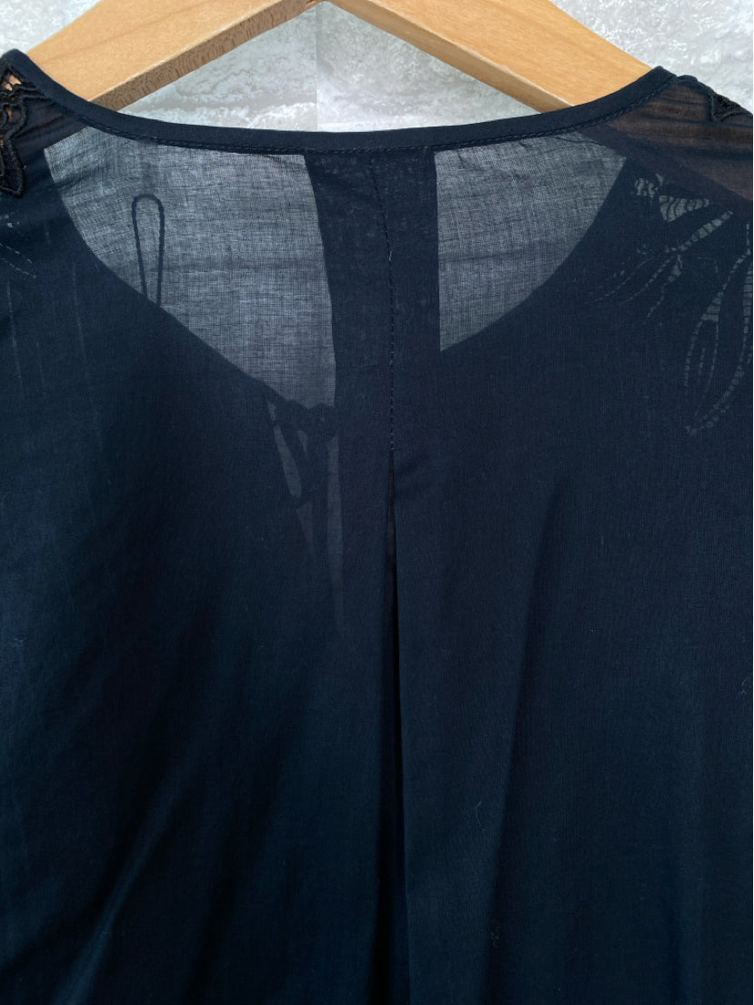 Elie Tahari Size XS navy/black Blouse