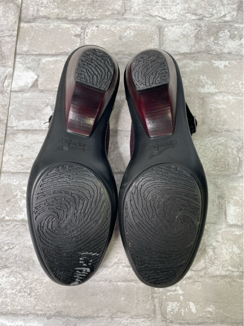 Dansko Size 8.5 Purple Heels