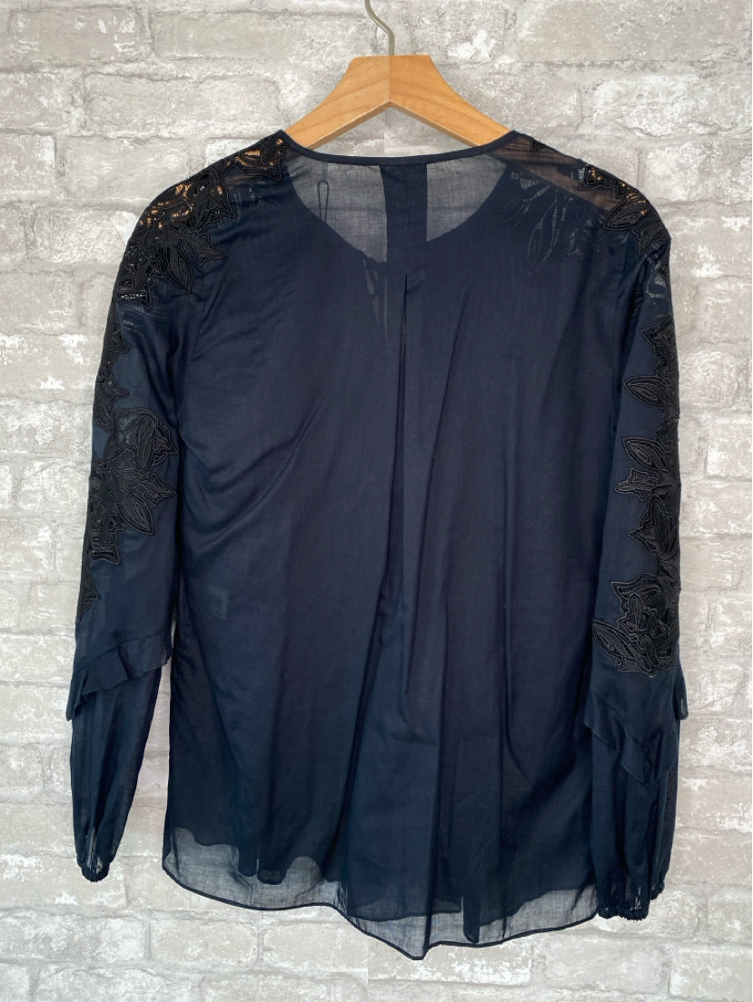 Elie Tahari Size XS navy/black Blouse