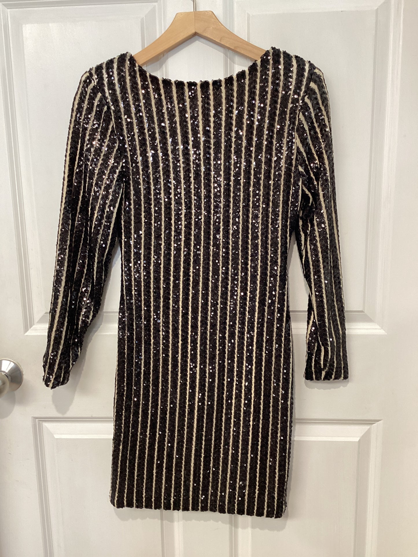 Wyldr Size S black/nude Dress