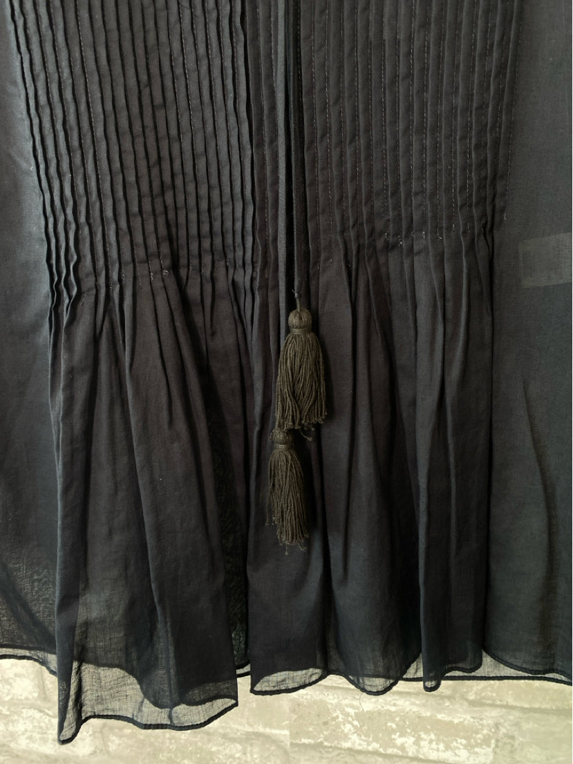 Elie Tahari Size XS navy/black Blouse