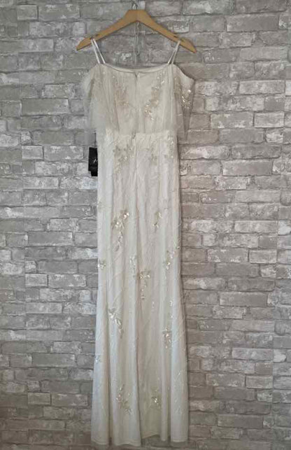 Adrianna Papell Size S/6 White Gown/Evening Wear