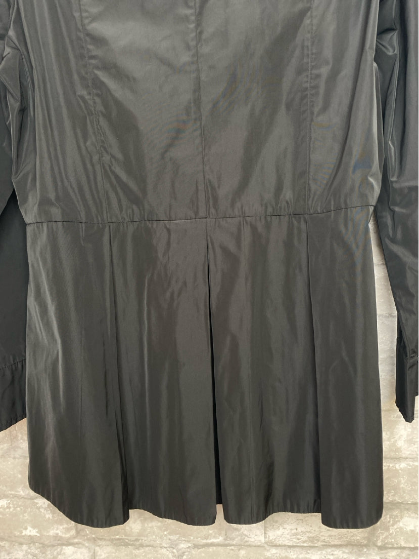 Sun Kim Size L Black Raincoat