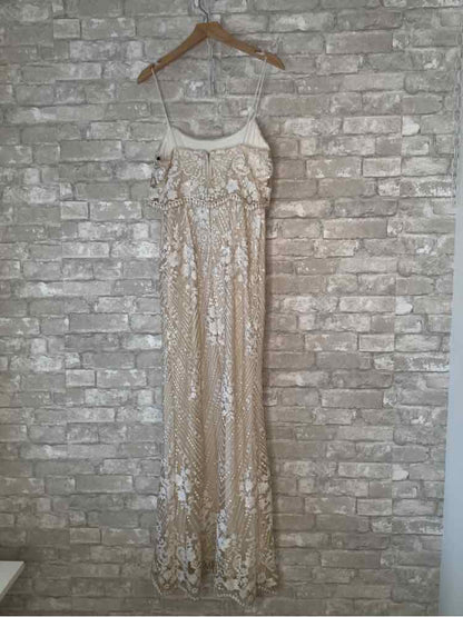 Adrianna Papell Size XS/2 Cream/White Gown/Evening Wear