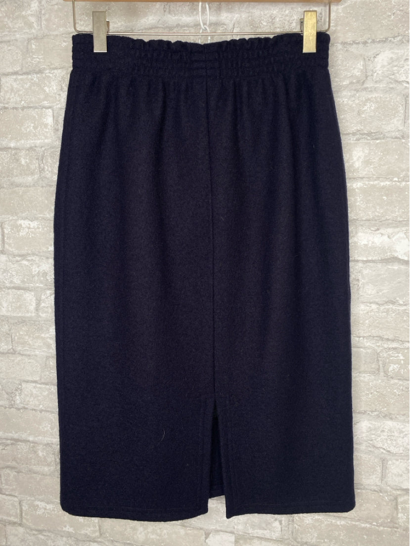Geiger Size XS Navy Skirt