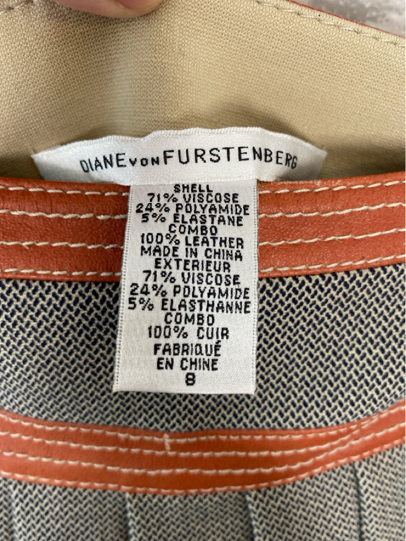Diane Von Furst Size M/8 Tan/Navy/Burnt Orange Skirt