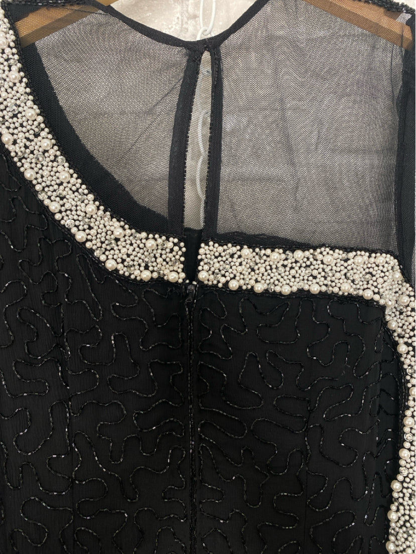judith ann Size M Black/Pearl Dress