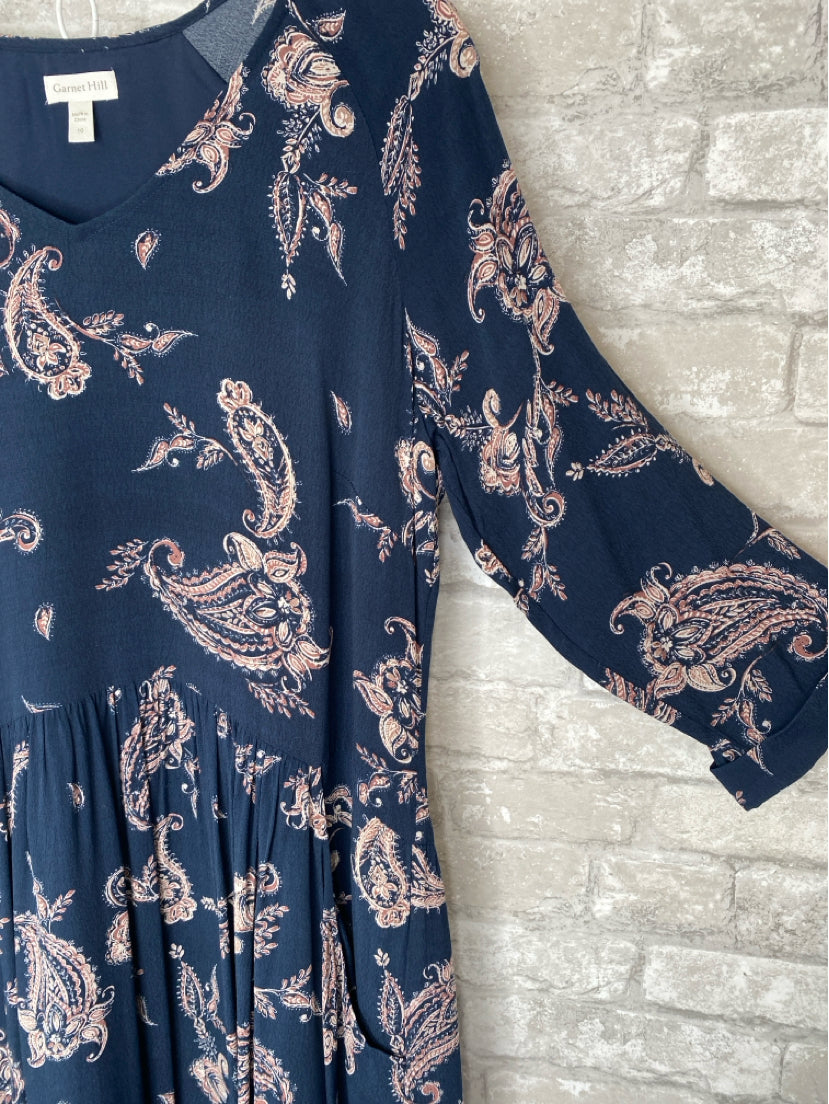 Garnet Hill Size M/10 Navy/Cream/Mauve Dress