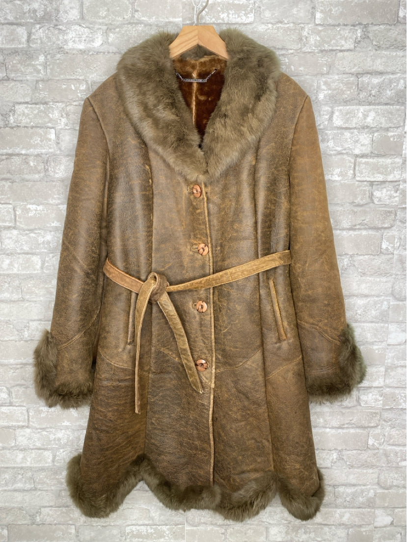 Knoles & Carter Size XL Brown Coat