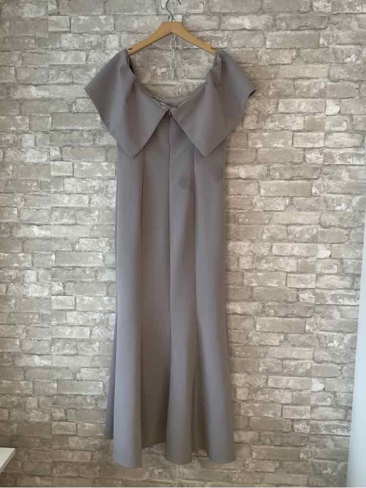 Daymor Size L/14 Grey Taupe Gown/Evening Wear