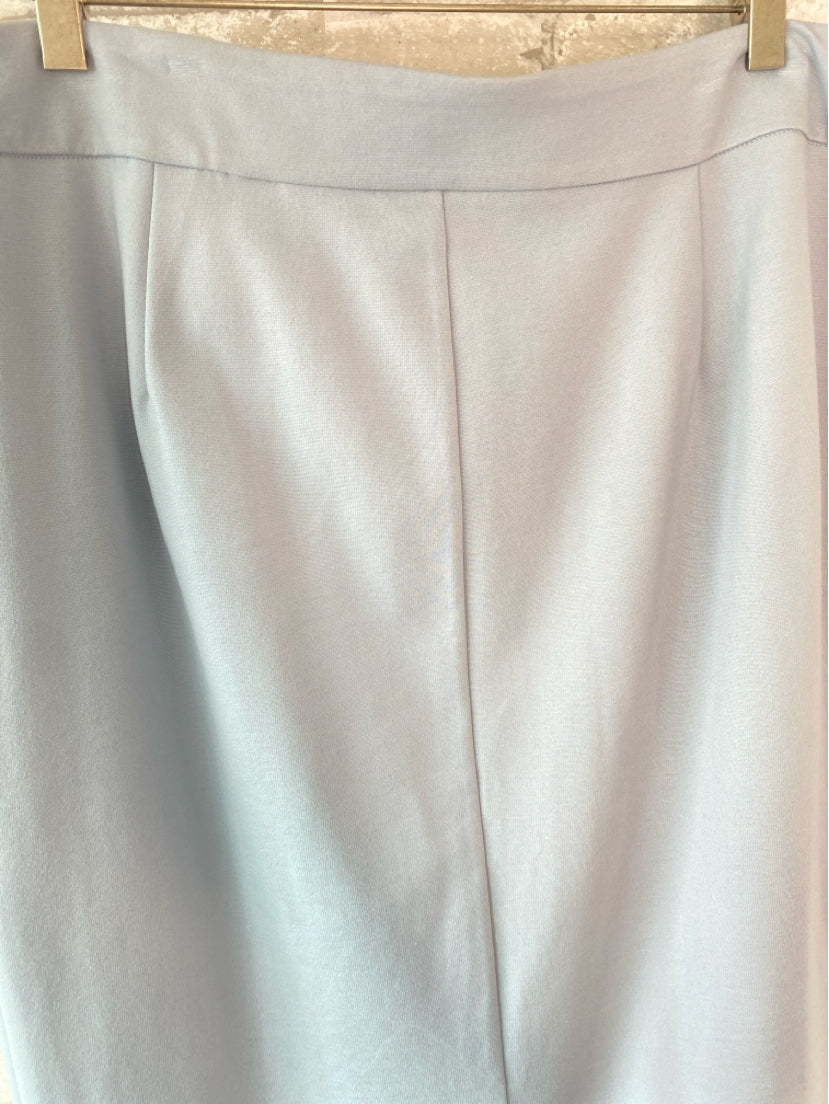 Tahari Size XL Satin Blue Skirt