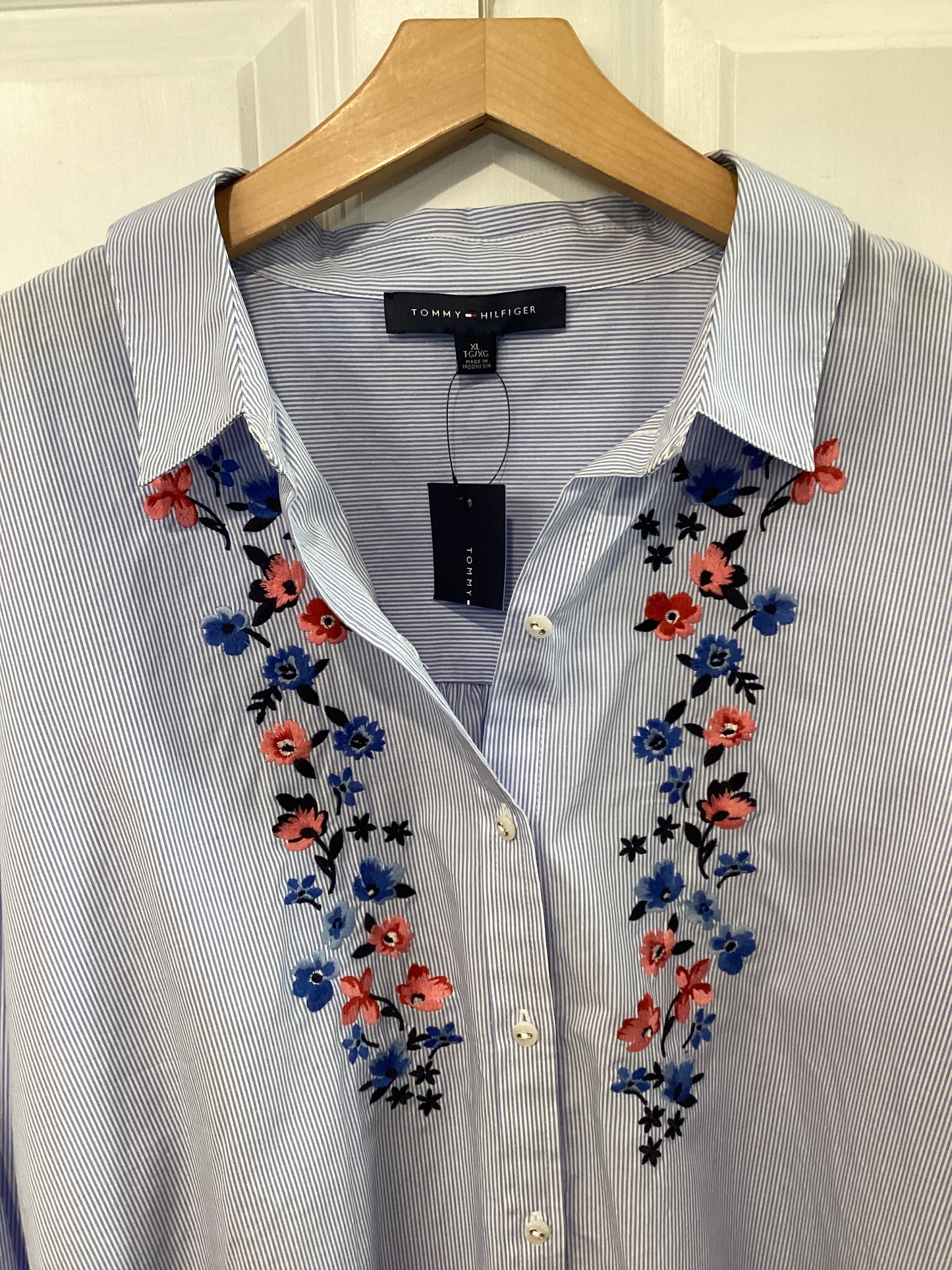 Tommy Hilfiger Size XL Blue/White Shirt