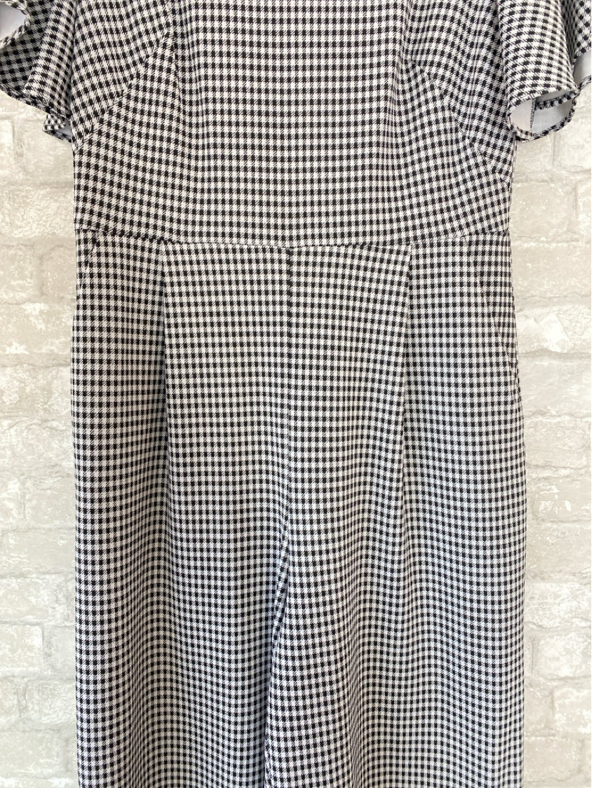 Calvin Klein Size M/10 Black/white Jumpsuit