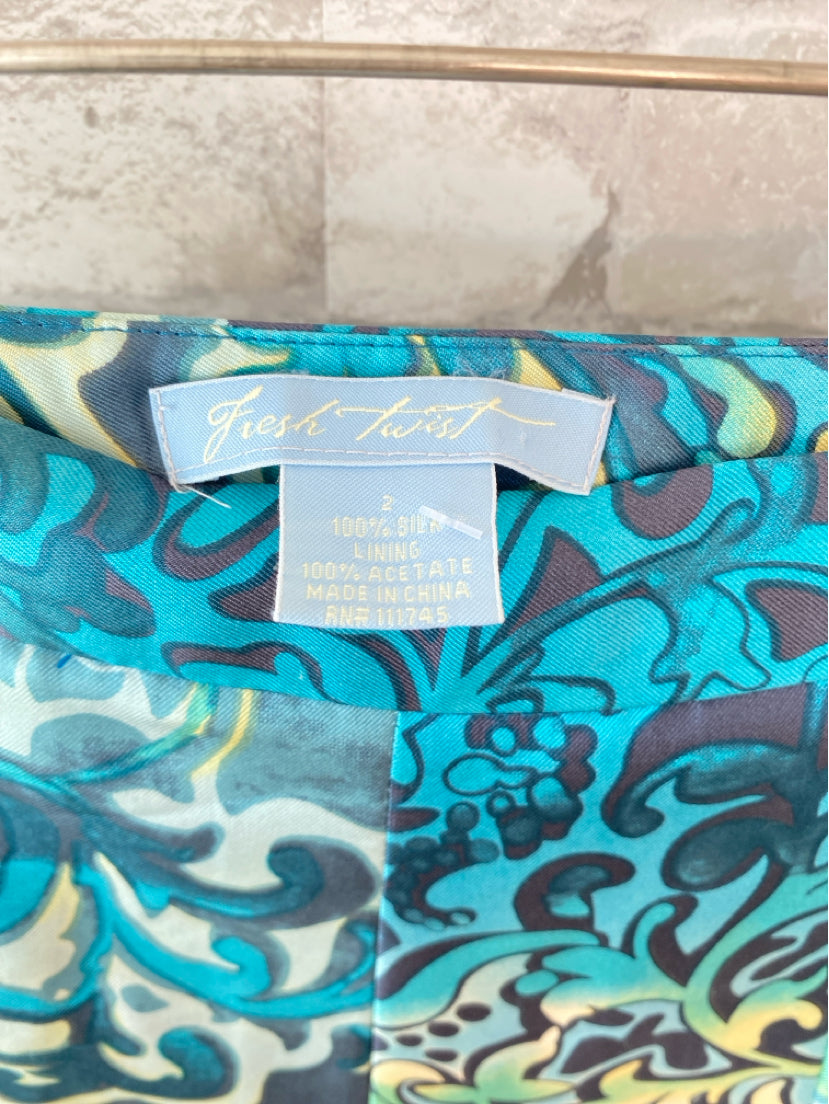 Fresh twist Size 2 Navy/Teal/Gold Skirt