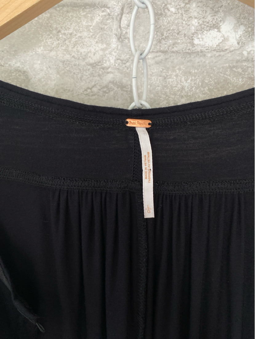 Free People Size L Black Shirt