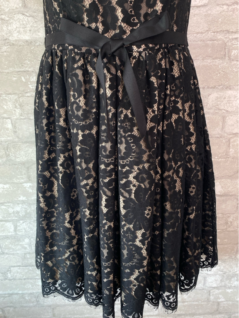 Neiman Marcus Size M/8 Black/Tan Dress