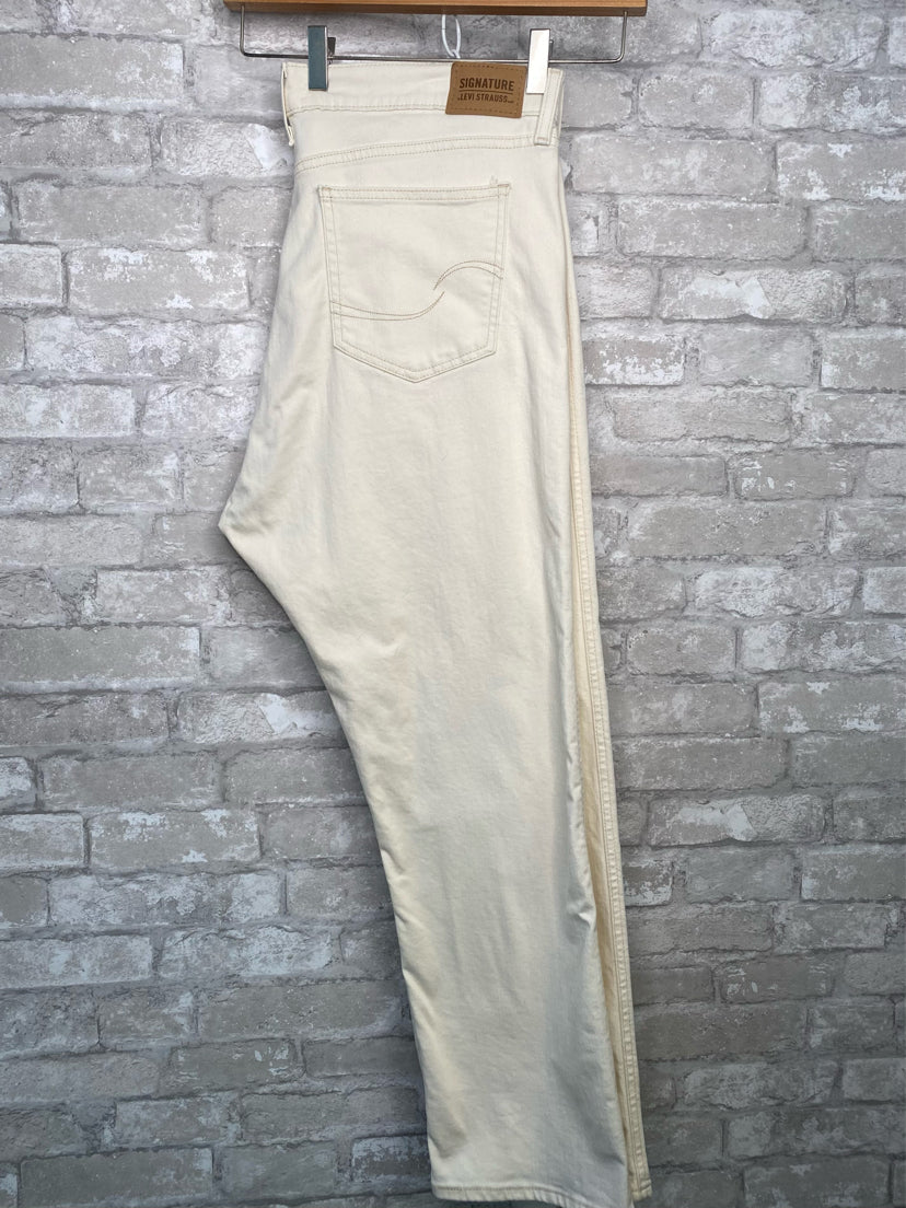 Levi Size 16 Cream Jeans