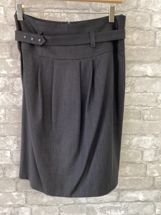 BOSS Size M Charcoal Skirt
