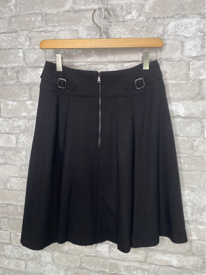 Elie Tahari Size S/6 Black Skirt