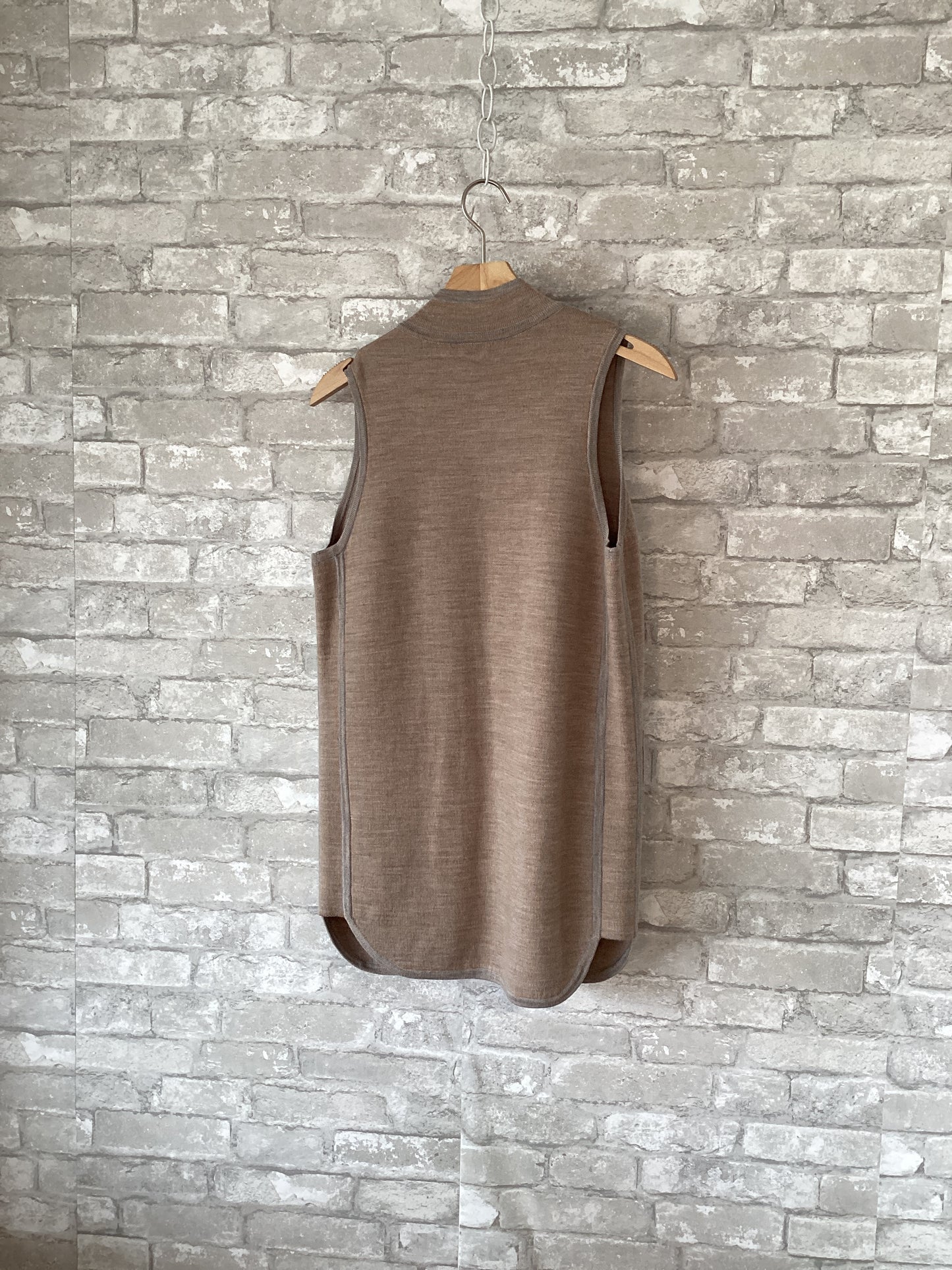 J McLaughlin Size XS Camel/gray Vest