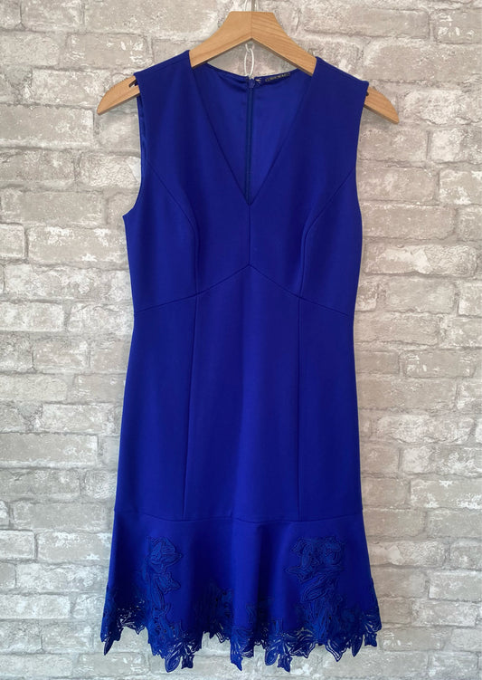 2/XS - Elie Tahari Dress