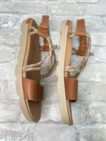 Sorel Size 11 Tan Sandals