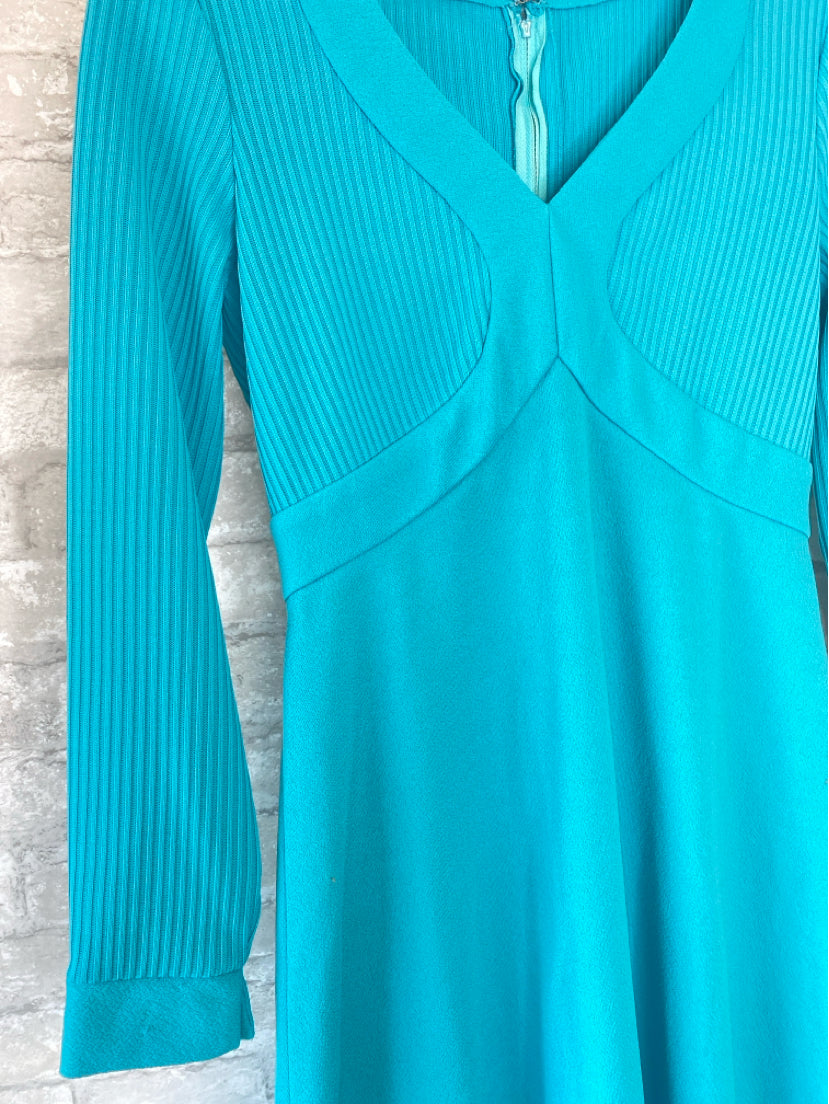 Size XS Turquoise Dress