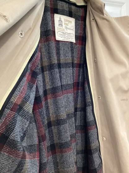 london fog Size 8P Khaki Coat