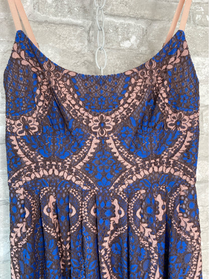 bcbgmaxazria Size SP/4 blue/brown/pink Dress