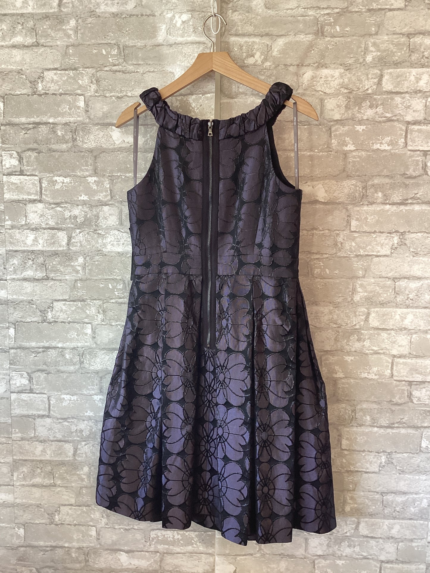 Muse Size M/8 black/purple Dress