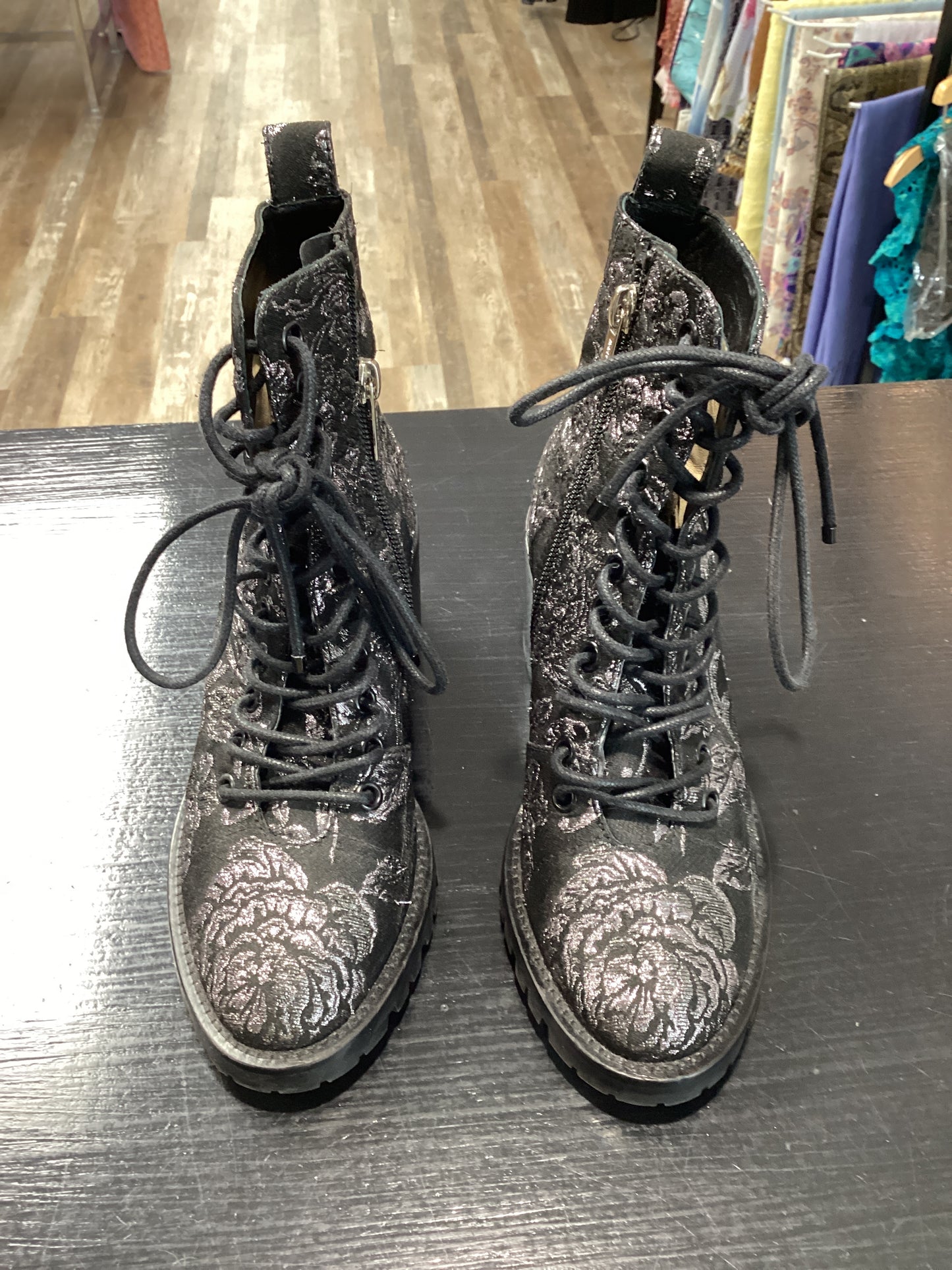 Jimmy Choo Size 34/4 black/silver Boots