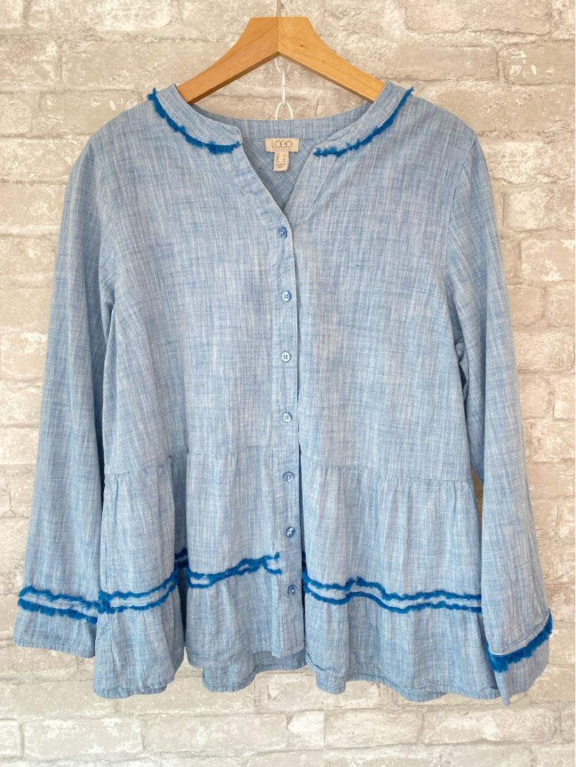 Logo Size L Light chambray Button Down