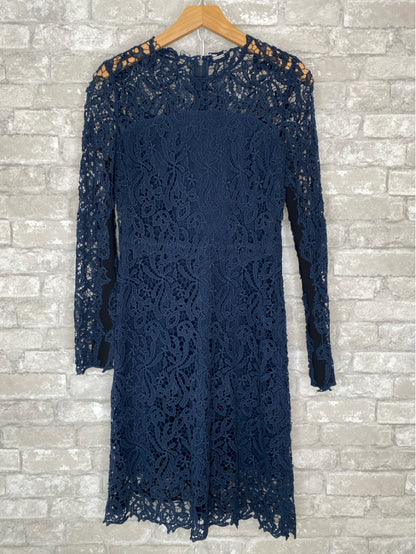 Elie Tahari Size 2 Navy, Black Dress