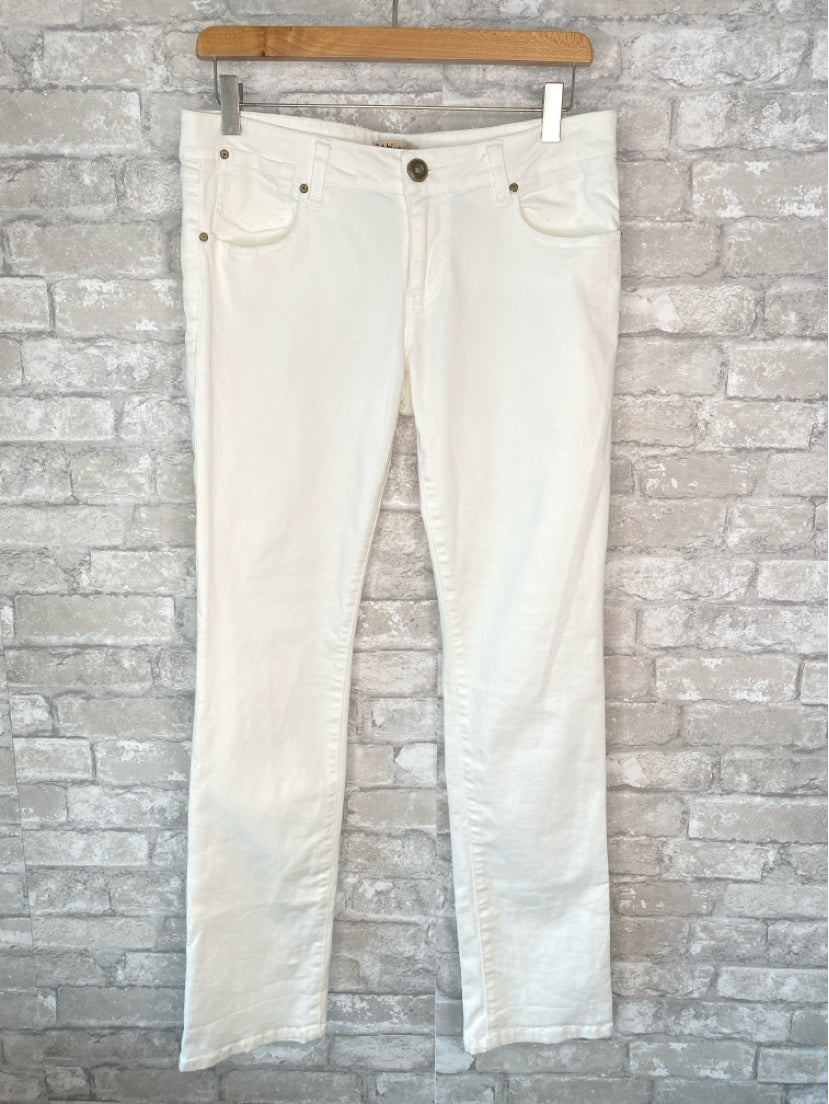 Cabi Size S/6 White Pants