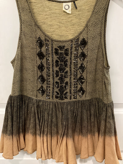 Akemi & Kin Size S Misc. Tops