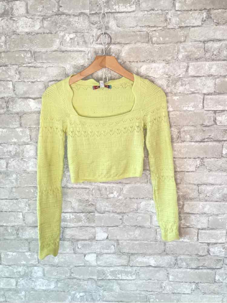 Urban Outfitters Size S neon yellow Knit Top