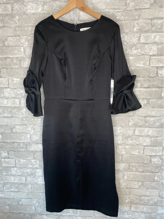 Kay Unger Size M/8 Black Dress