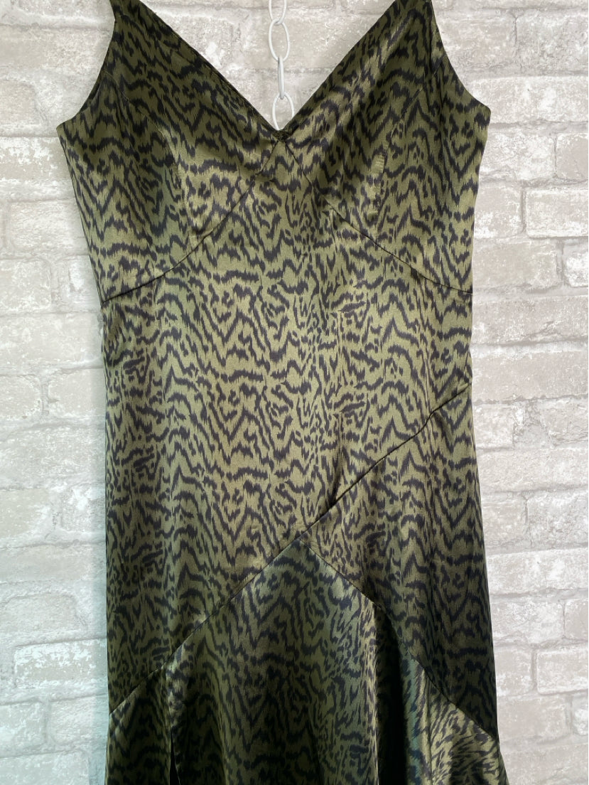 Avec Les Filles Size S olive/black Dress