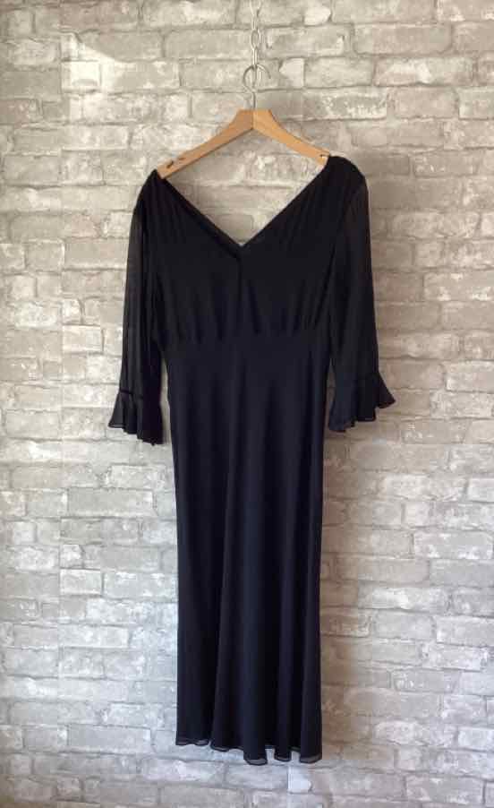 Valerie Stevens Size M Black Dress