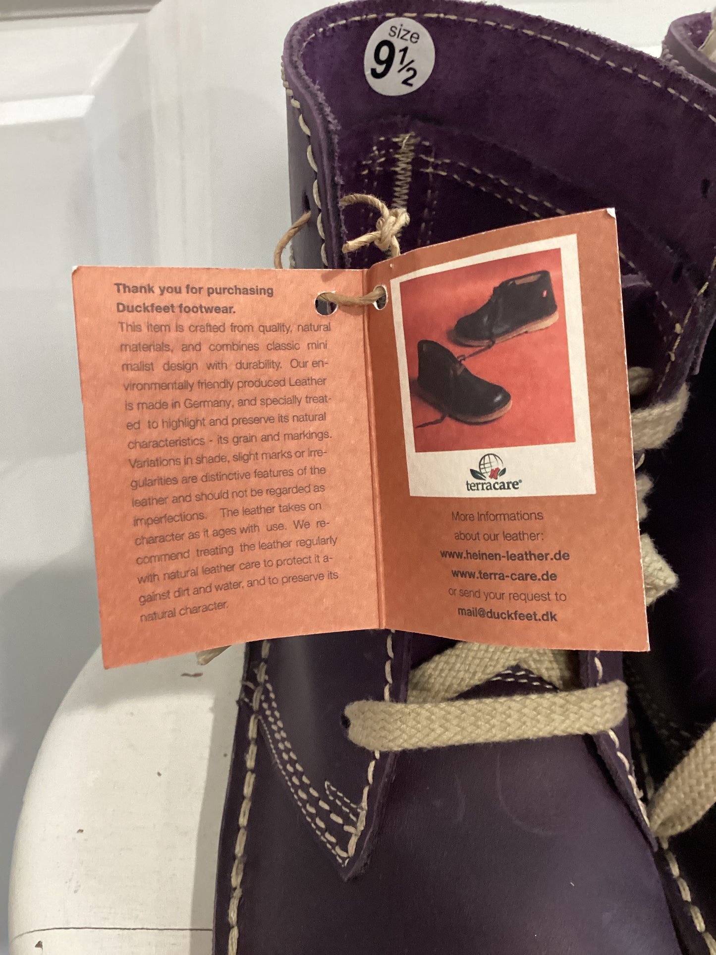 duckfeet Size 9.5/ 40 EU Purple Boots