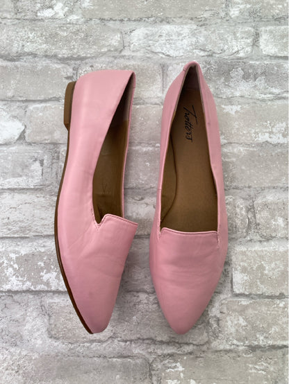 Trotters Size 9.5 Pink Flats