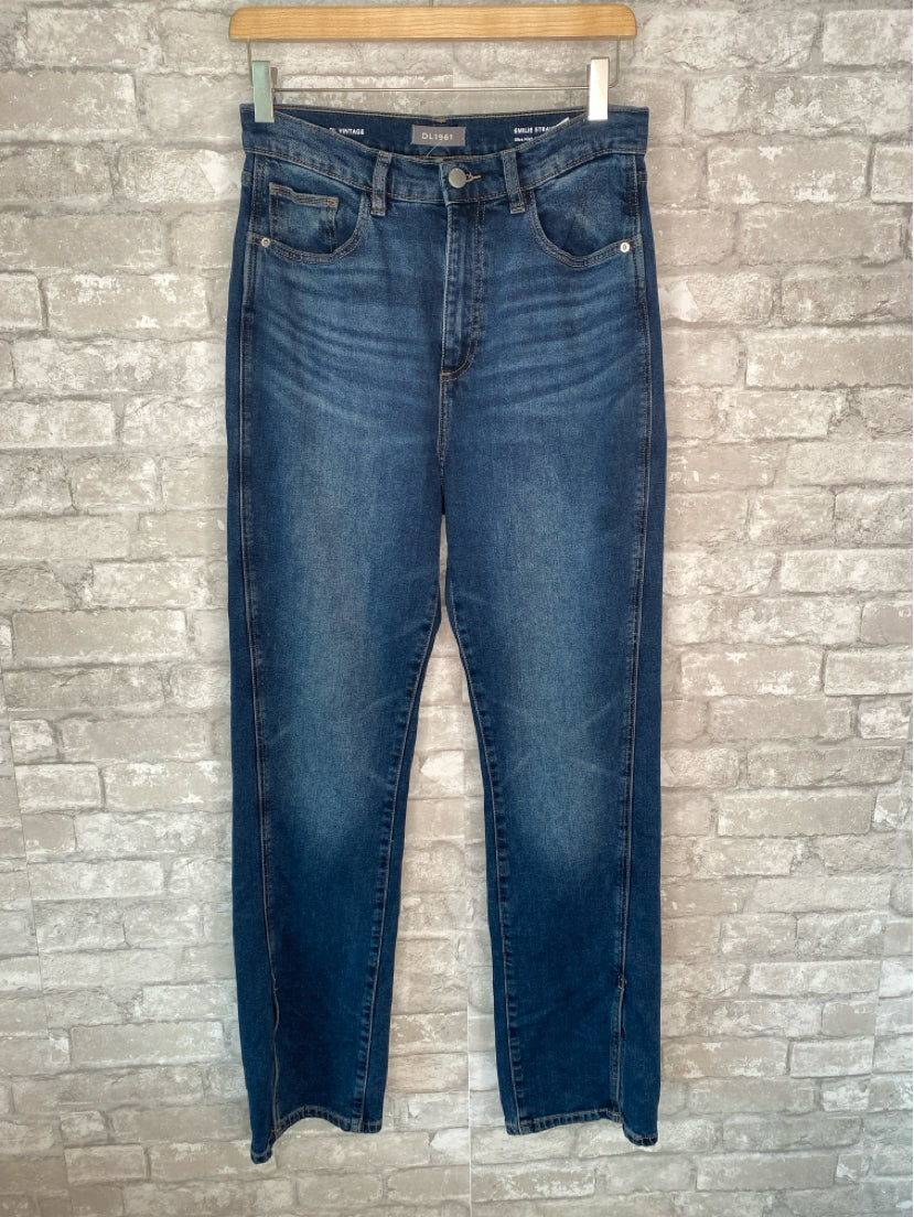 DL1961 Size XS/2 dark wash Jeans