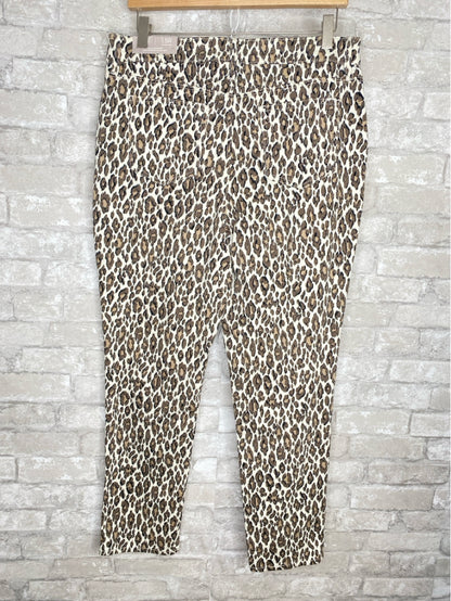 Chicos Size M/10 Animal print Pants