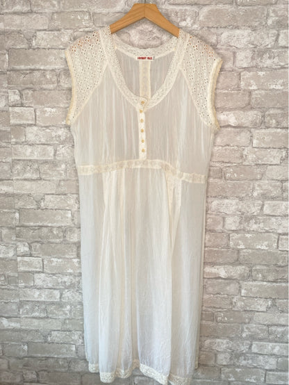 Johnny Was Size L Creamy White Dress