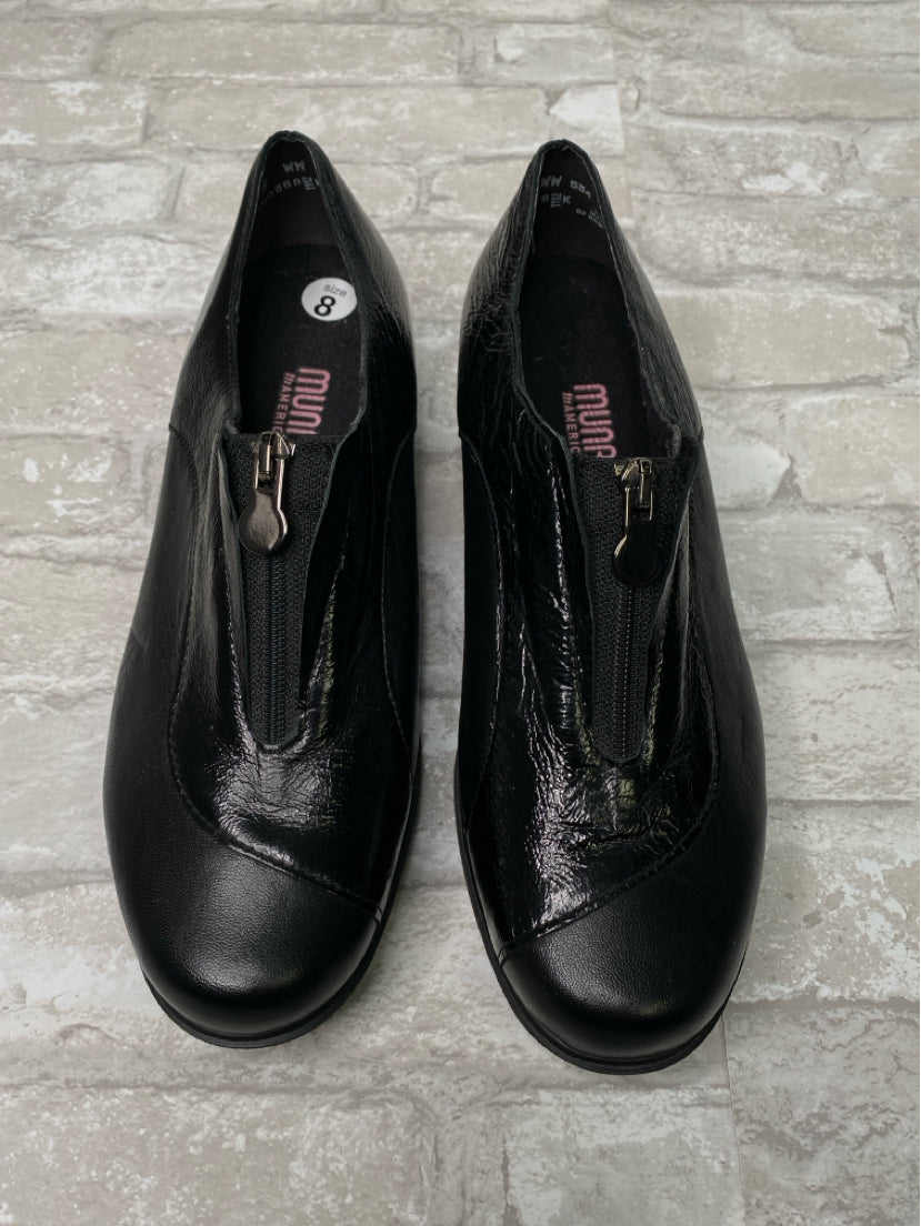 Munro Size 8 Black Misc. Shoes