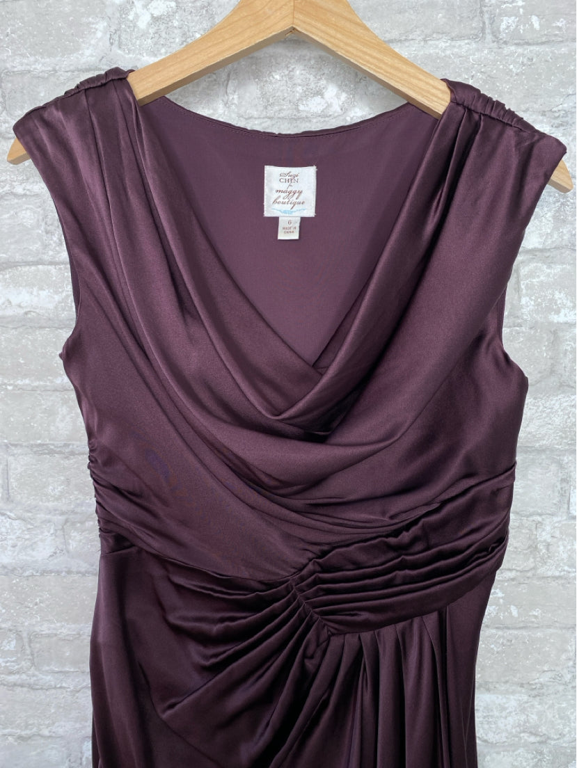 Suzi Chin Size S/6 aubergine Dress