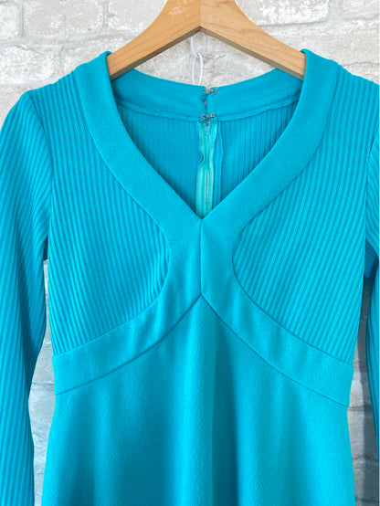 Size XS Turquoise Dress