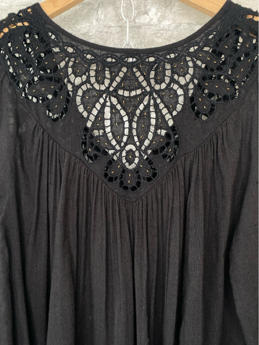 Free People Size M Black Misc. Tops